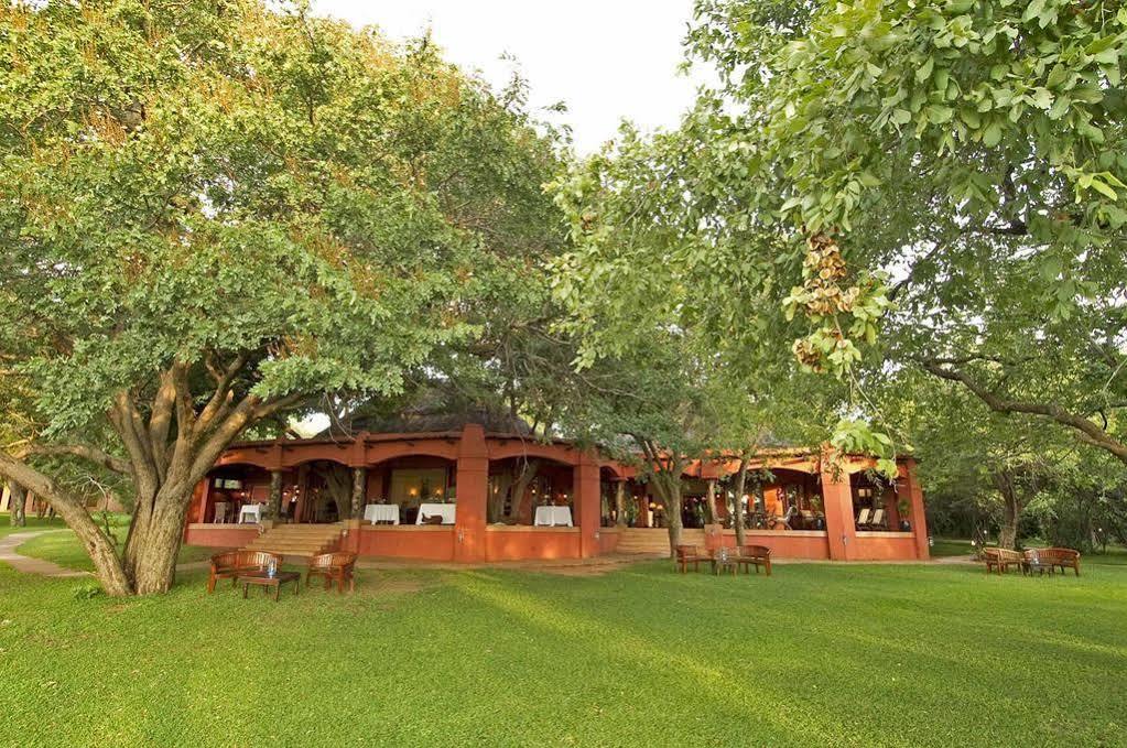 Sanctuary Chobe Chilwero Hotel Kasane Luaran gambar