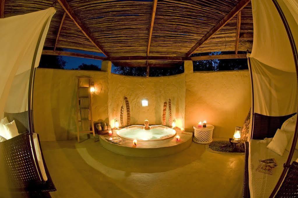 Sanctuary Chobe Chilwero Hotel Kasane Luaran gambar